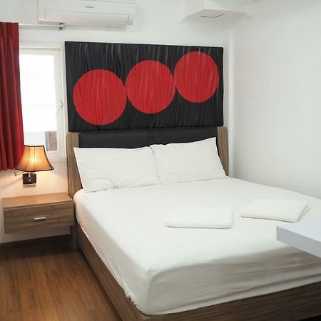 Pook Swan House Hotel Pattaya Bagian luar foto